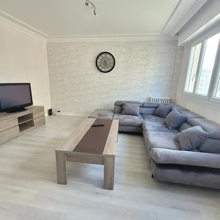 T4 * Brest